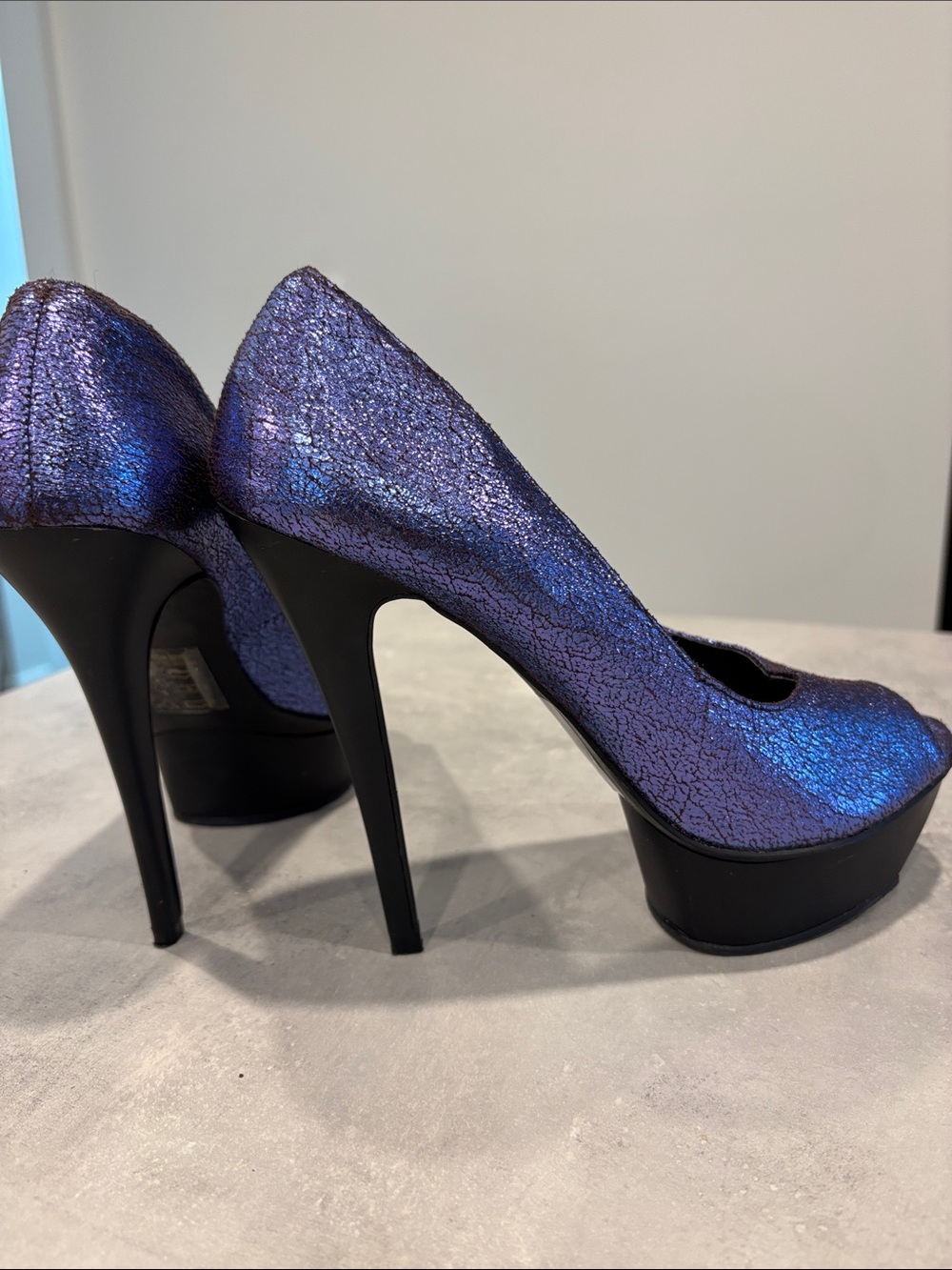 Platform High Heels - Picture 8 of 12